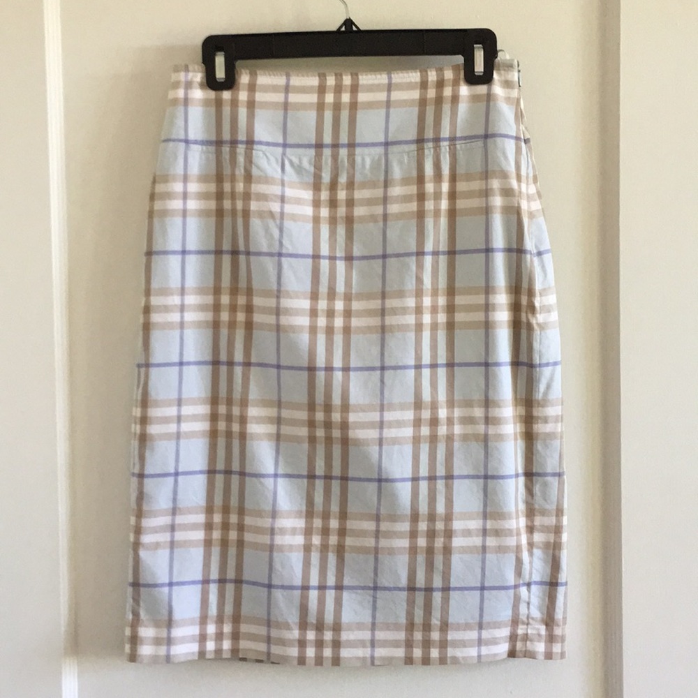 Burberry pale blue pencil skirt sz 6